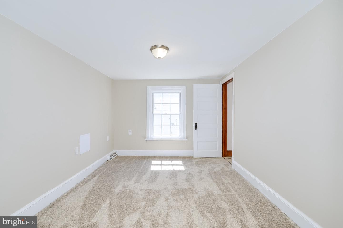 485 Porter Avenue photo 55