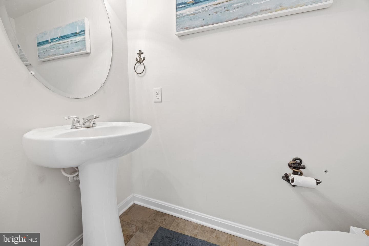 189 Magellan Drive photo 6