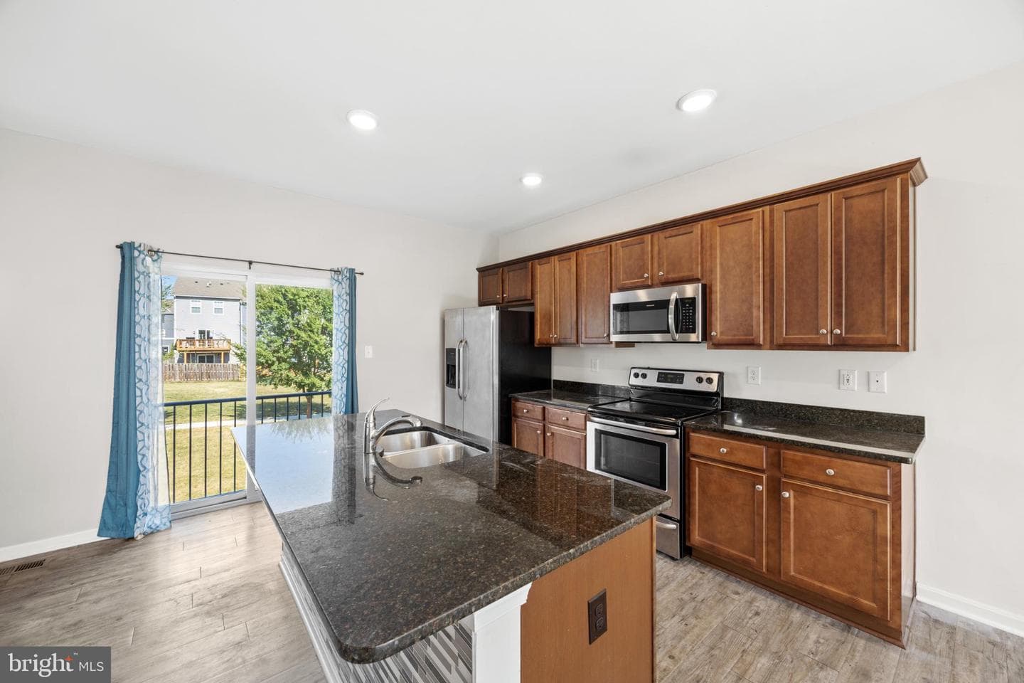 189 Magellan Drive photo 9