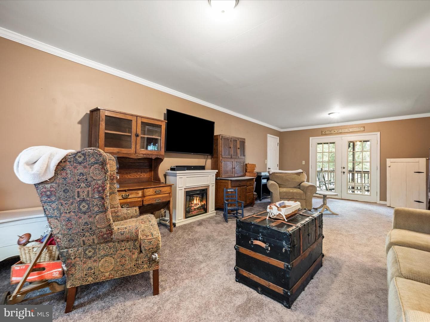 306 Ford Circle photo 8