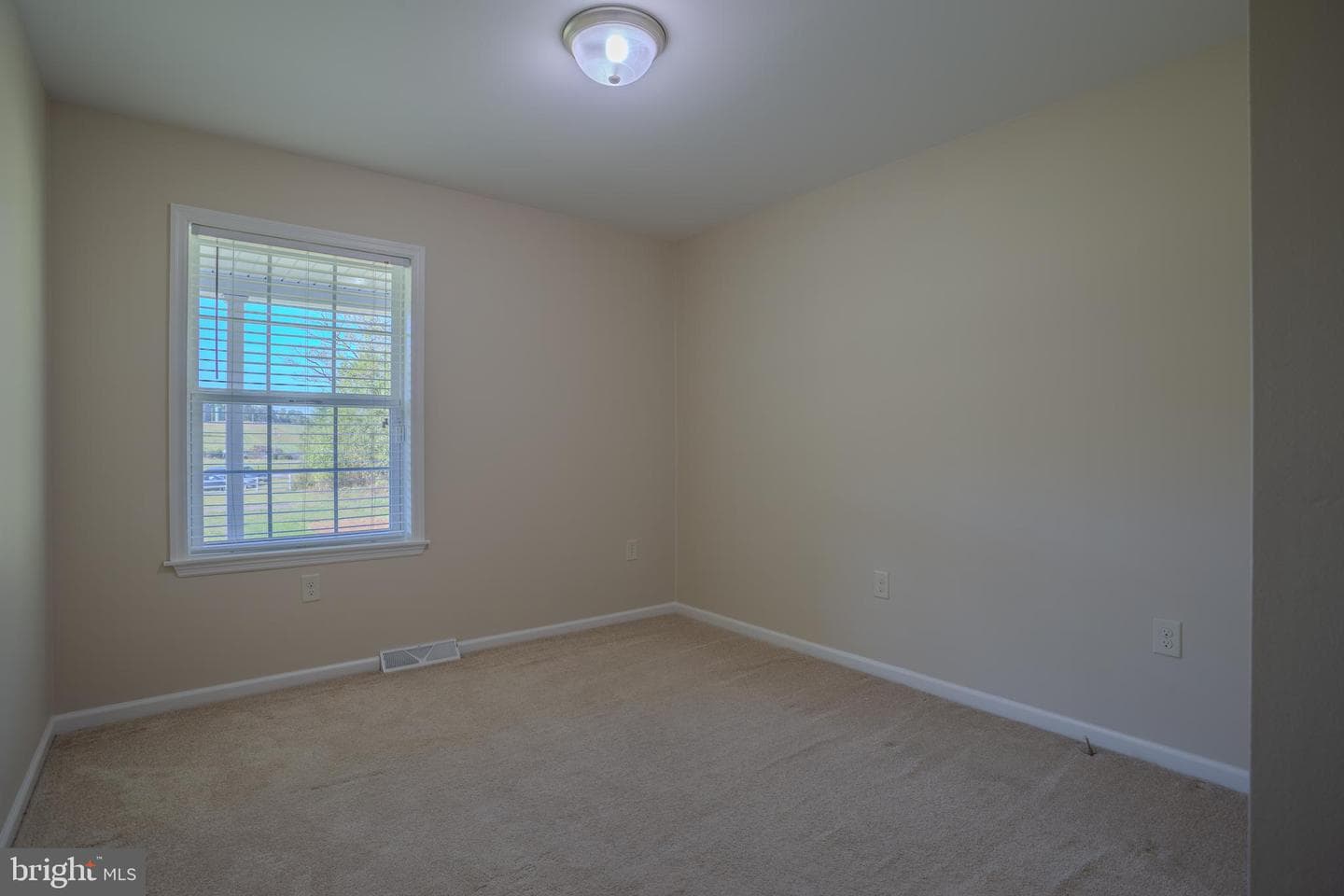 2056 Ropp Drive photo 13