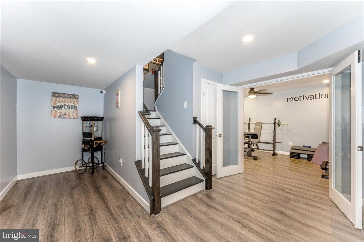 76 Vancouver Place photo 38
