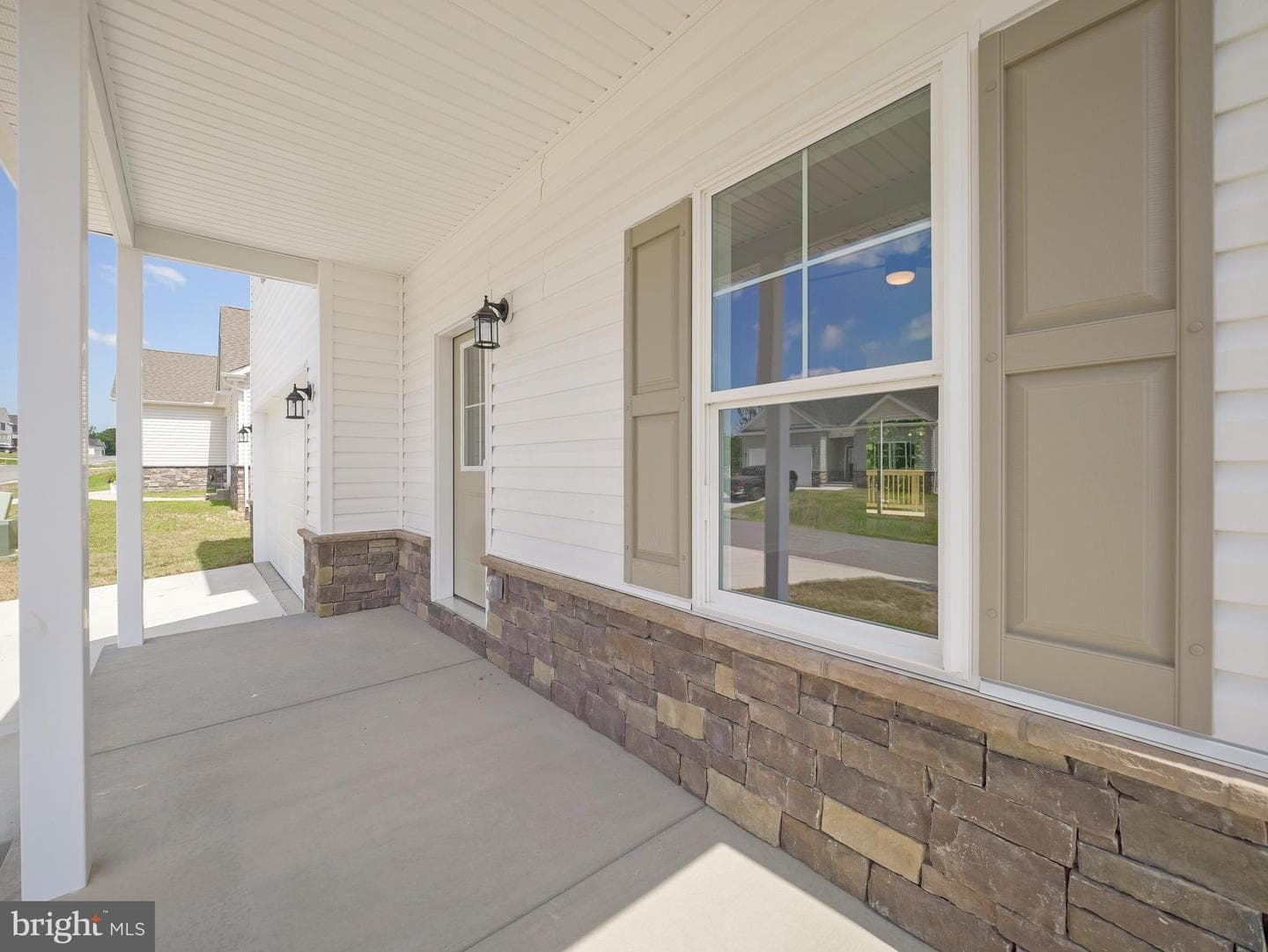 173 Larimar Lane photo 4