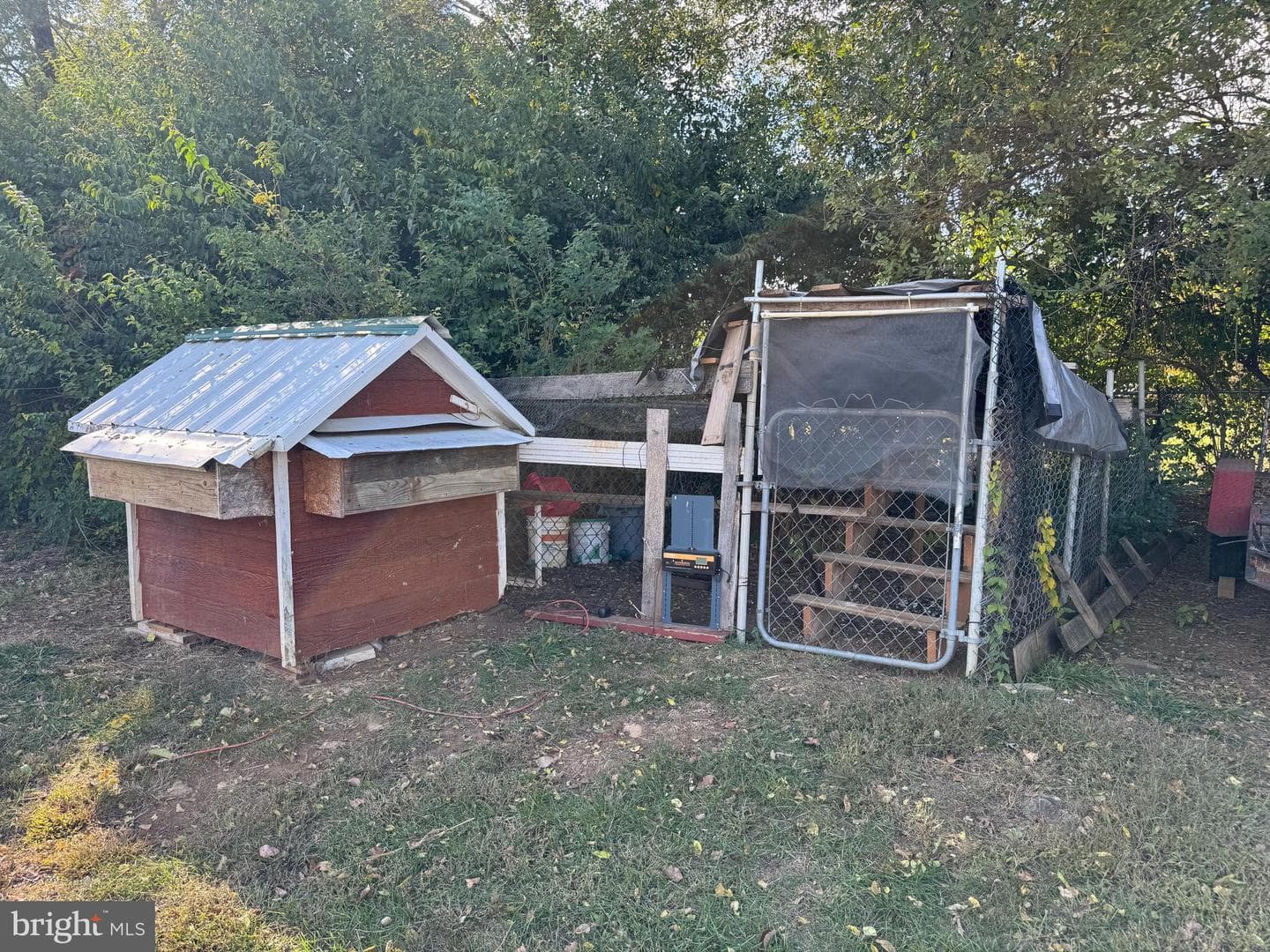 382 Fegan Road photo 12