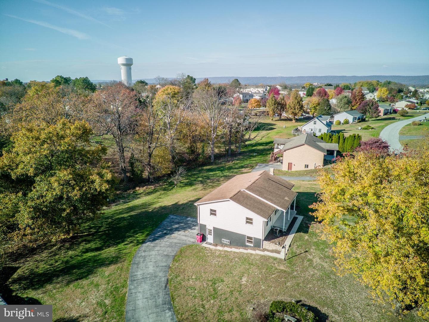 392 Clifford Drive photo 46