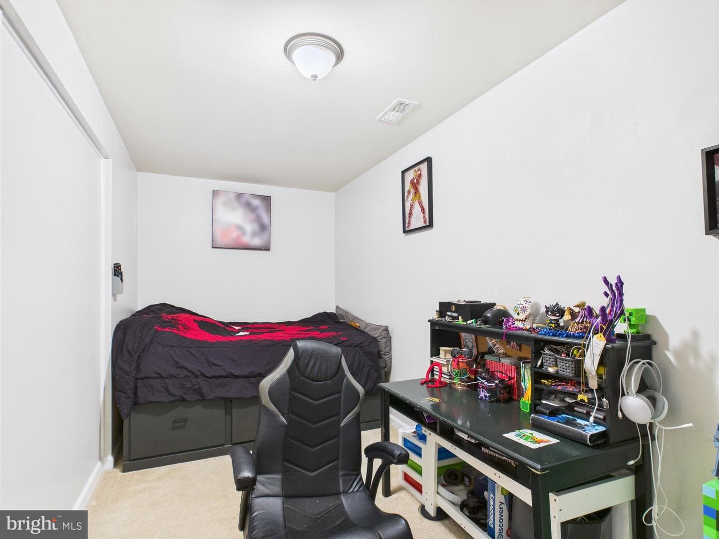 37 Britania Court photo 16