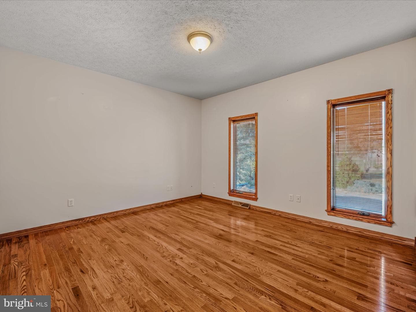 1687 Thatcher Road photo 31