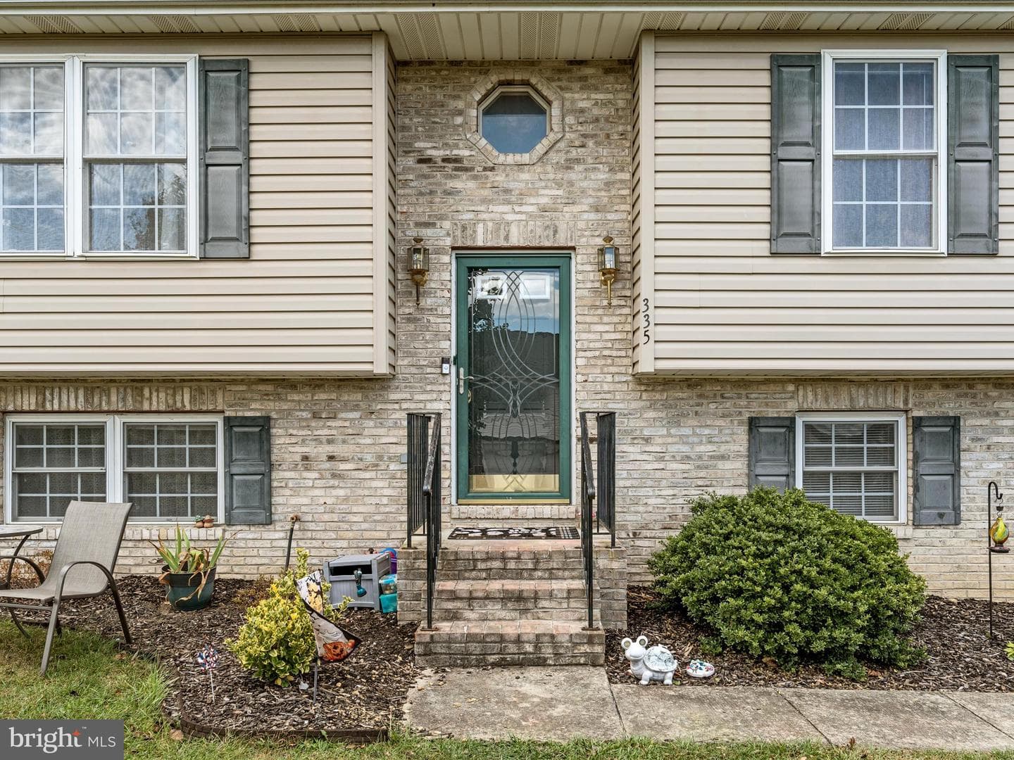 335 Ford Circle photo 7