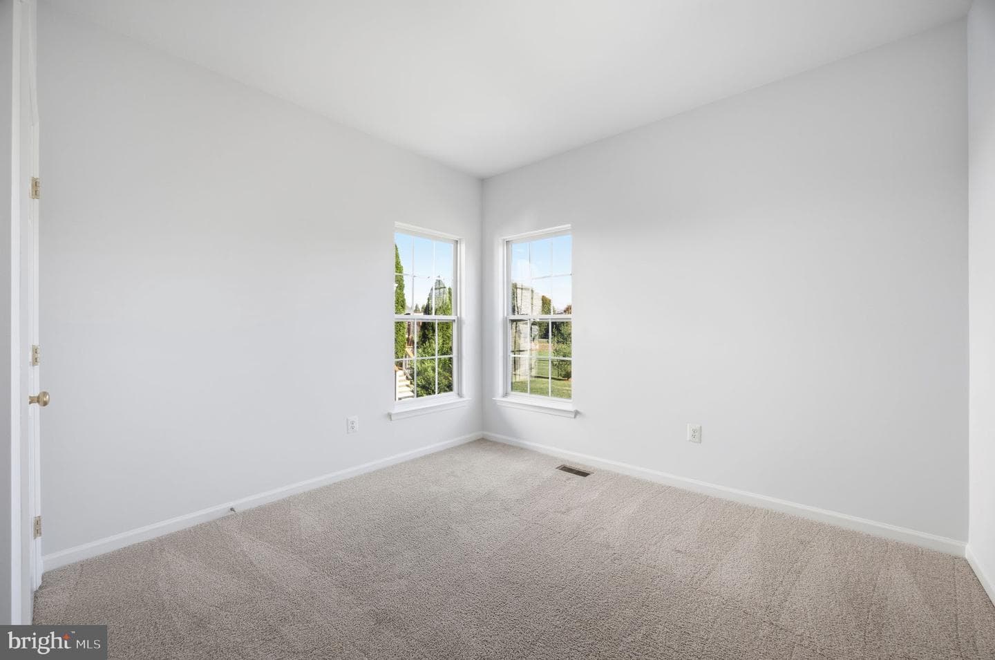 132 Richwood Hall Road photo 14
