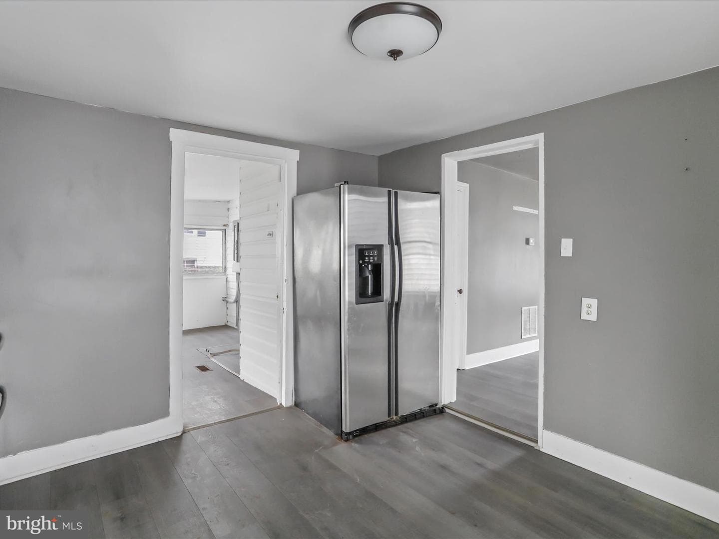 135 Woodbury Avenue photo 13