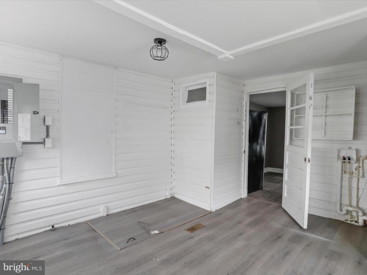 135 Woodbury Avenue photo 17