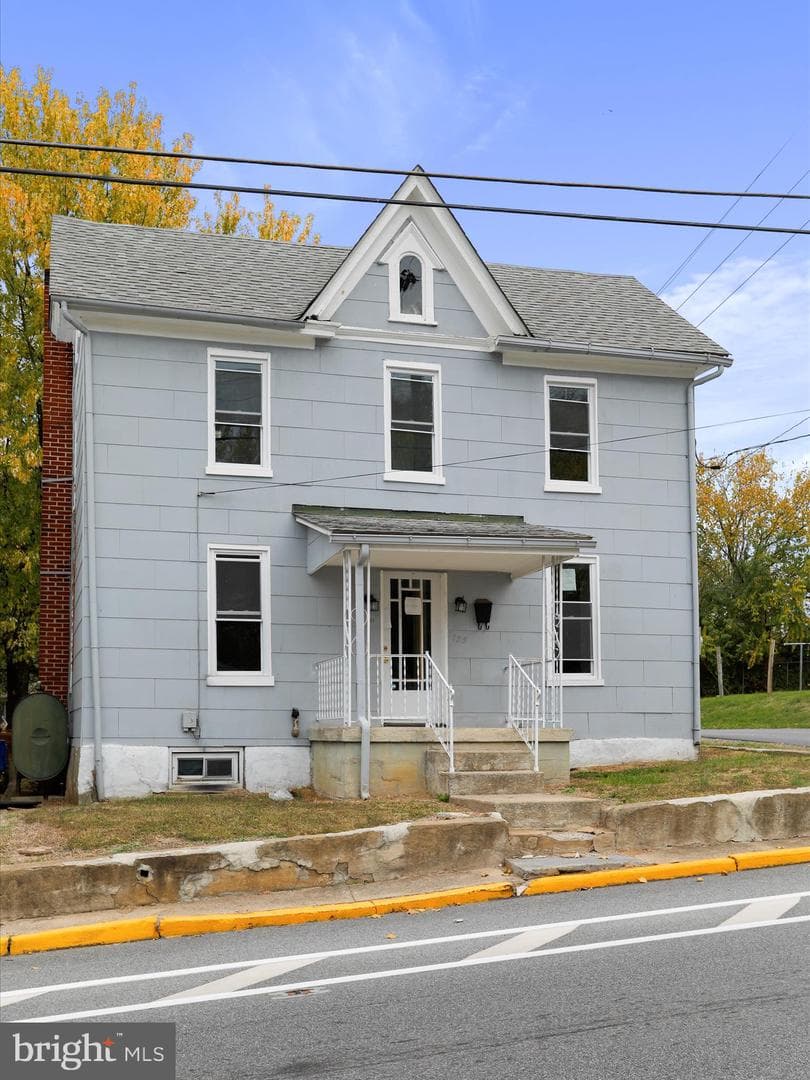 135 Woodbury Avenue photo 6
