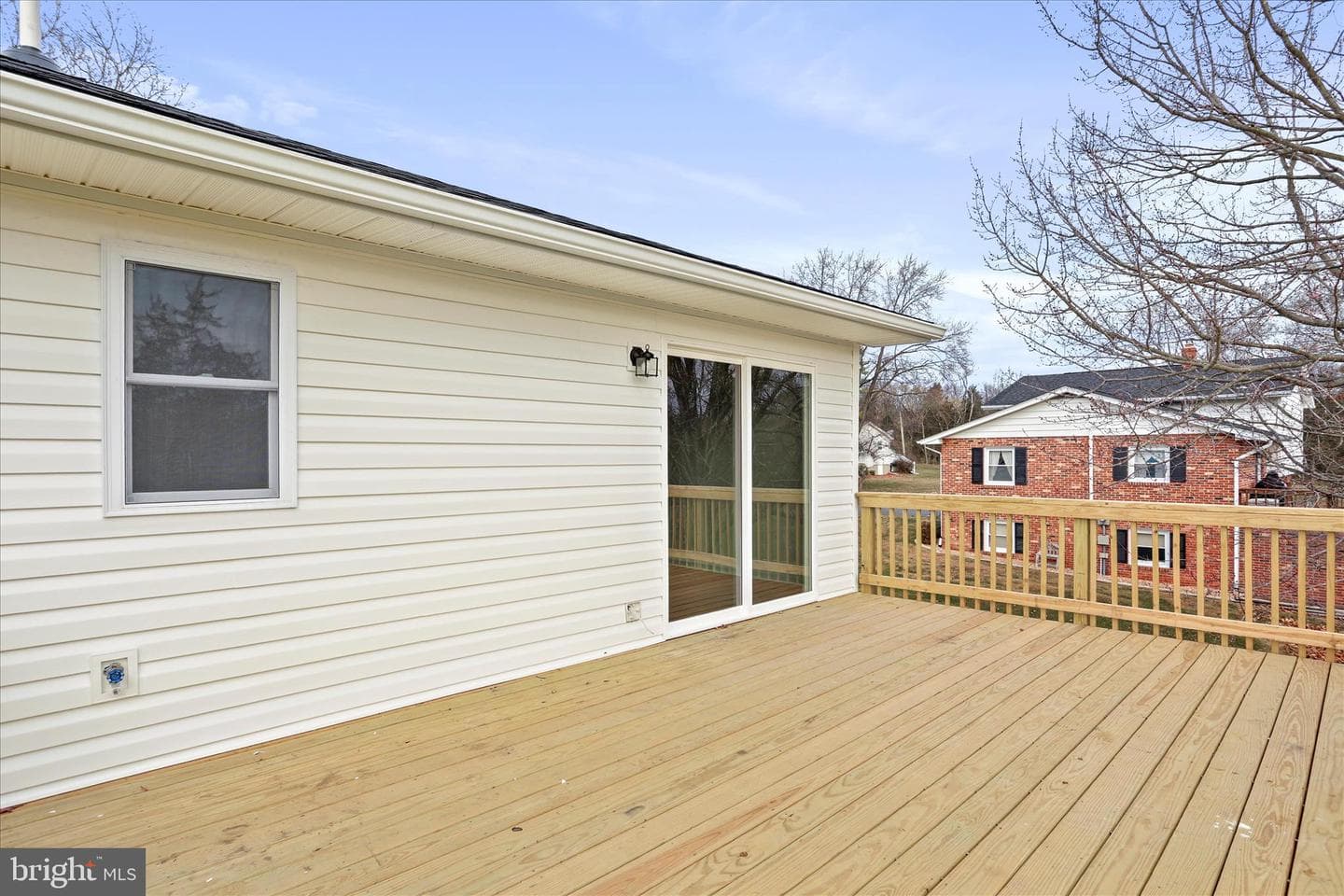 672 Montmorency Drive photo 35