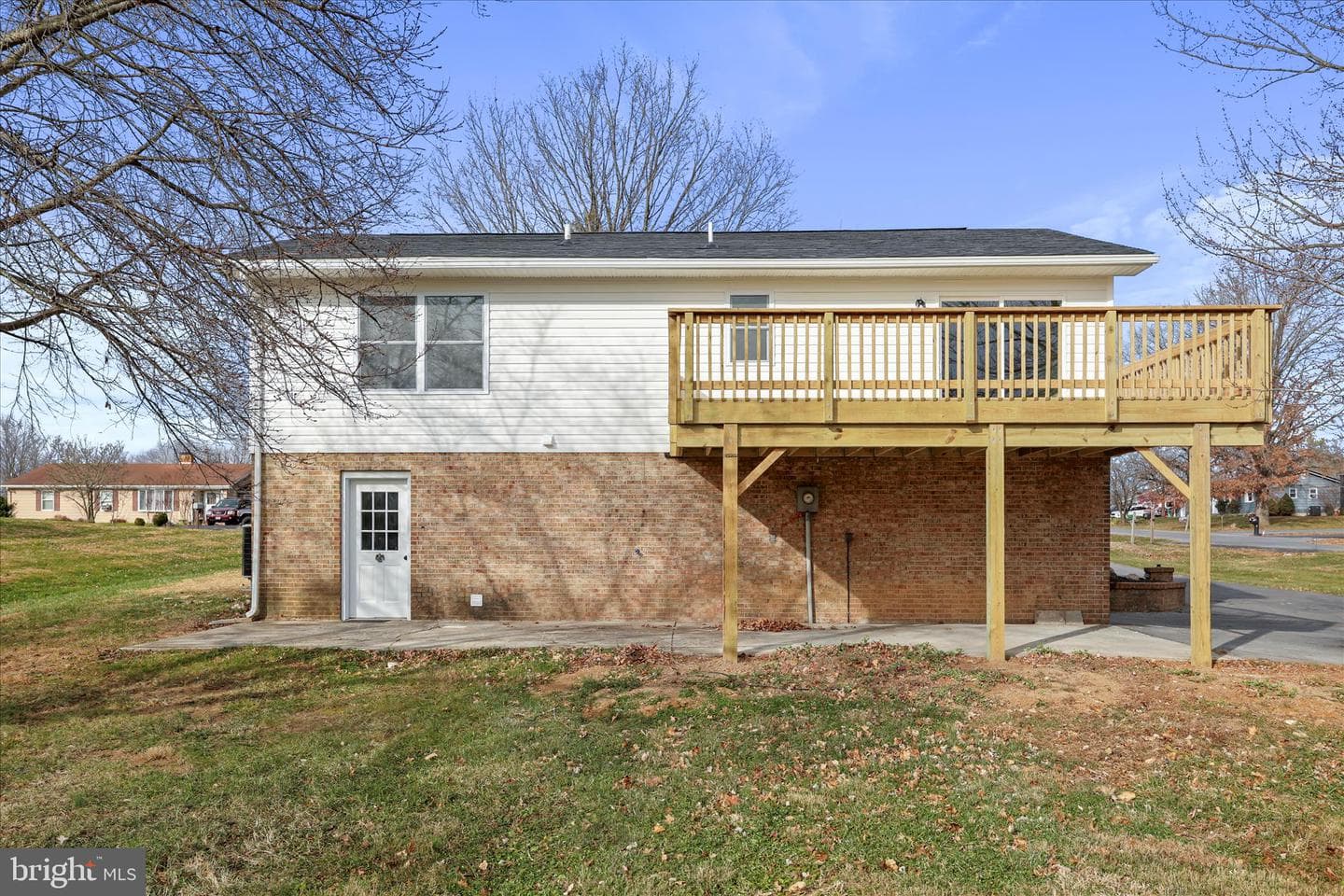 672 Montmorency Drive photo 39