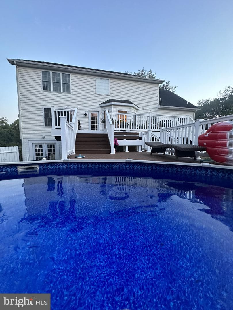 66 Mason Lane photo 3