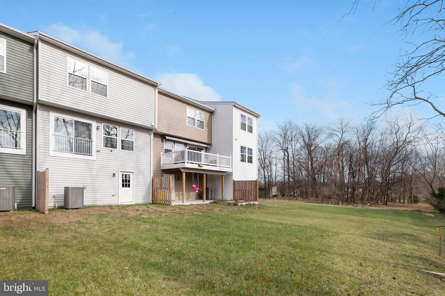 74 Colchester Court photo 34