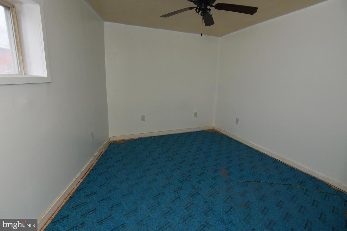 122 Five Point Ave photo 14