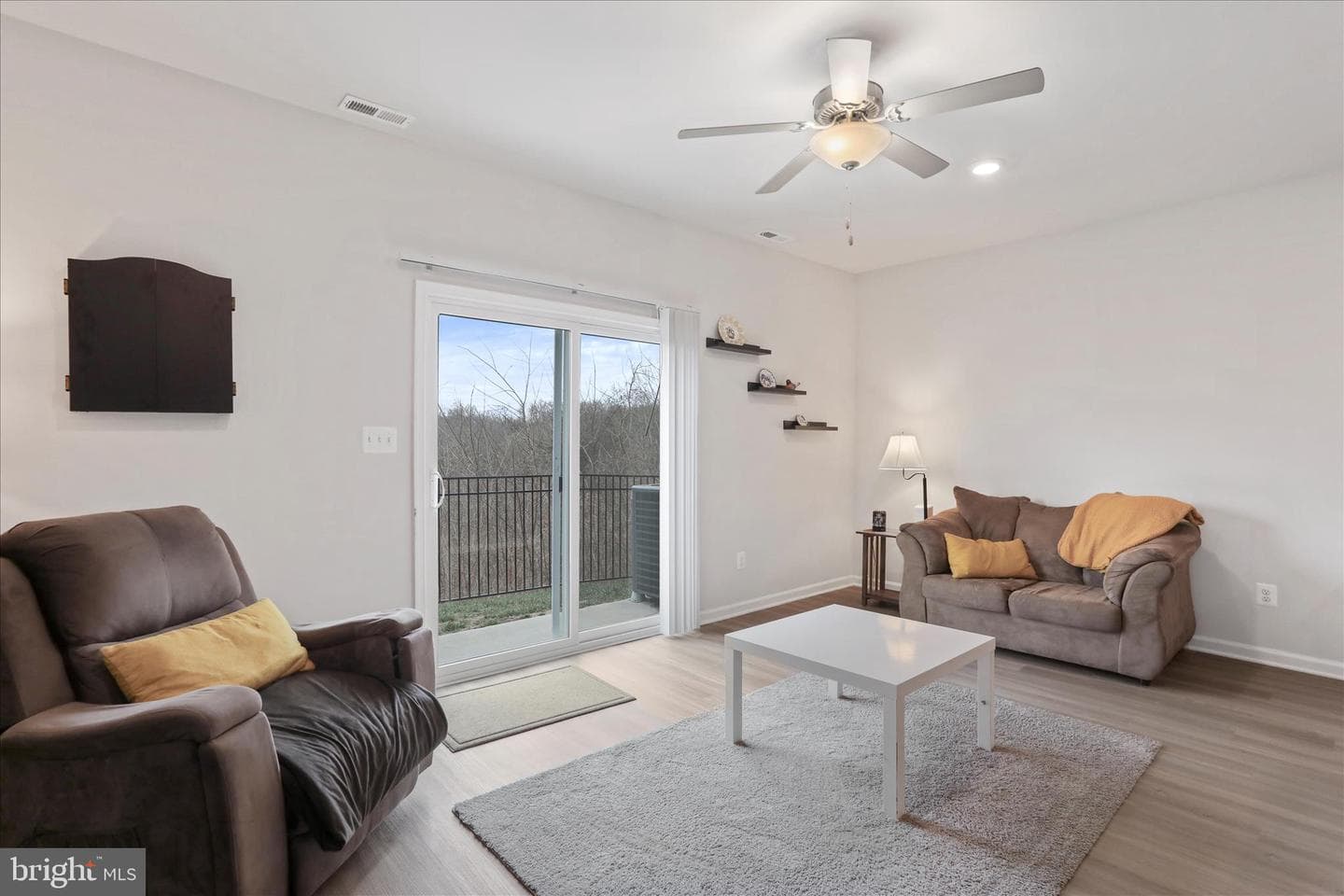 193 Hampstead Boulevard photo 14