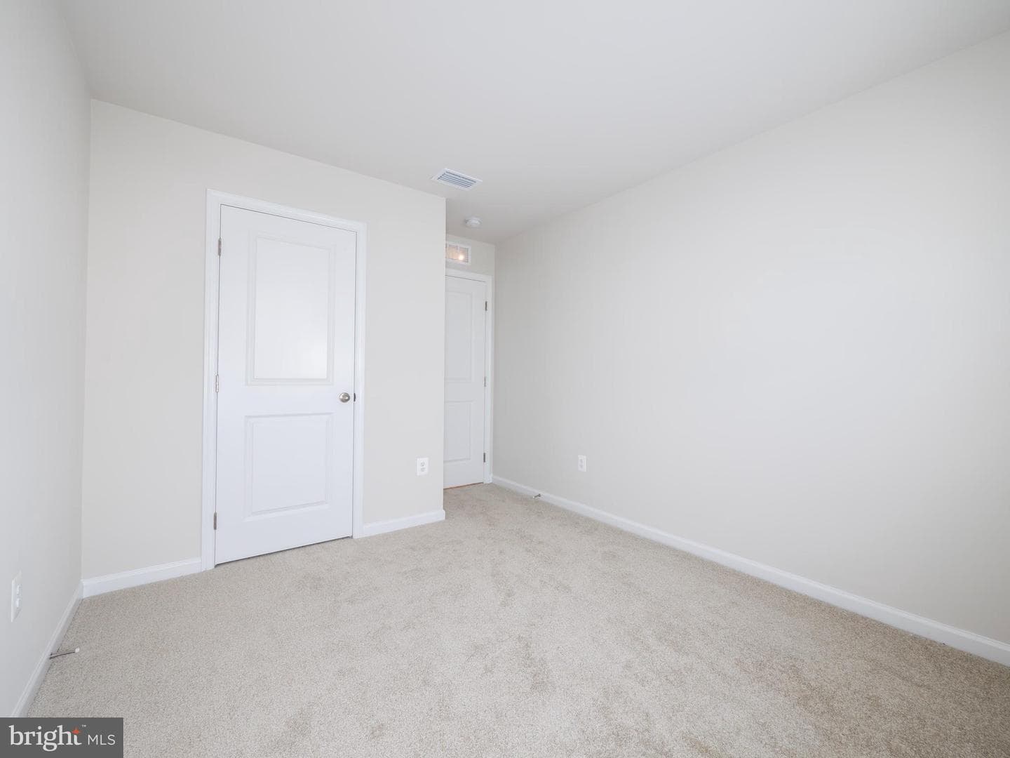 35 Calais Place photo 18