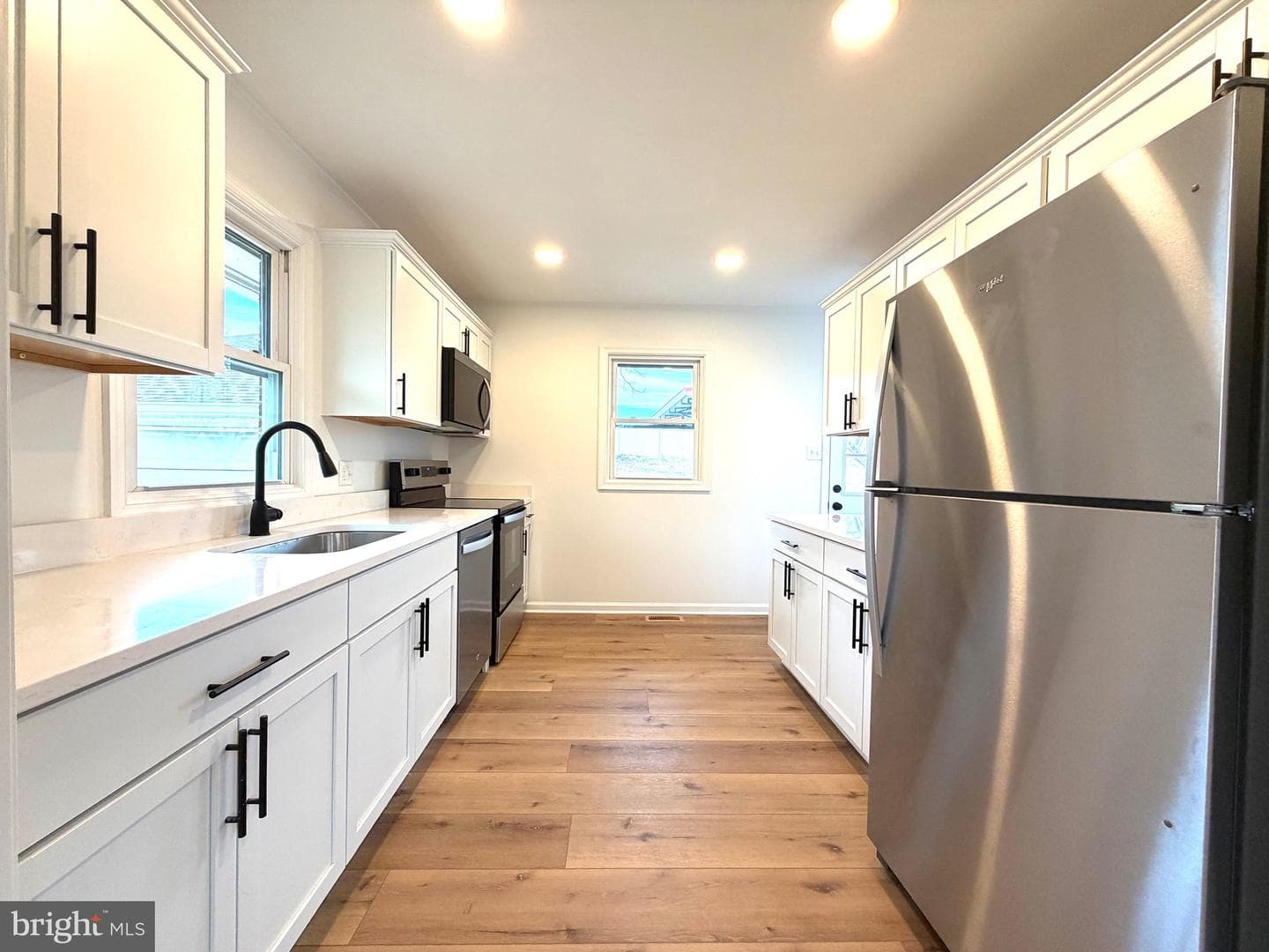 178 Bernice Avenue photo 6