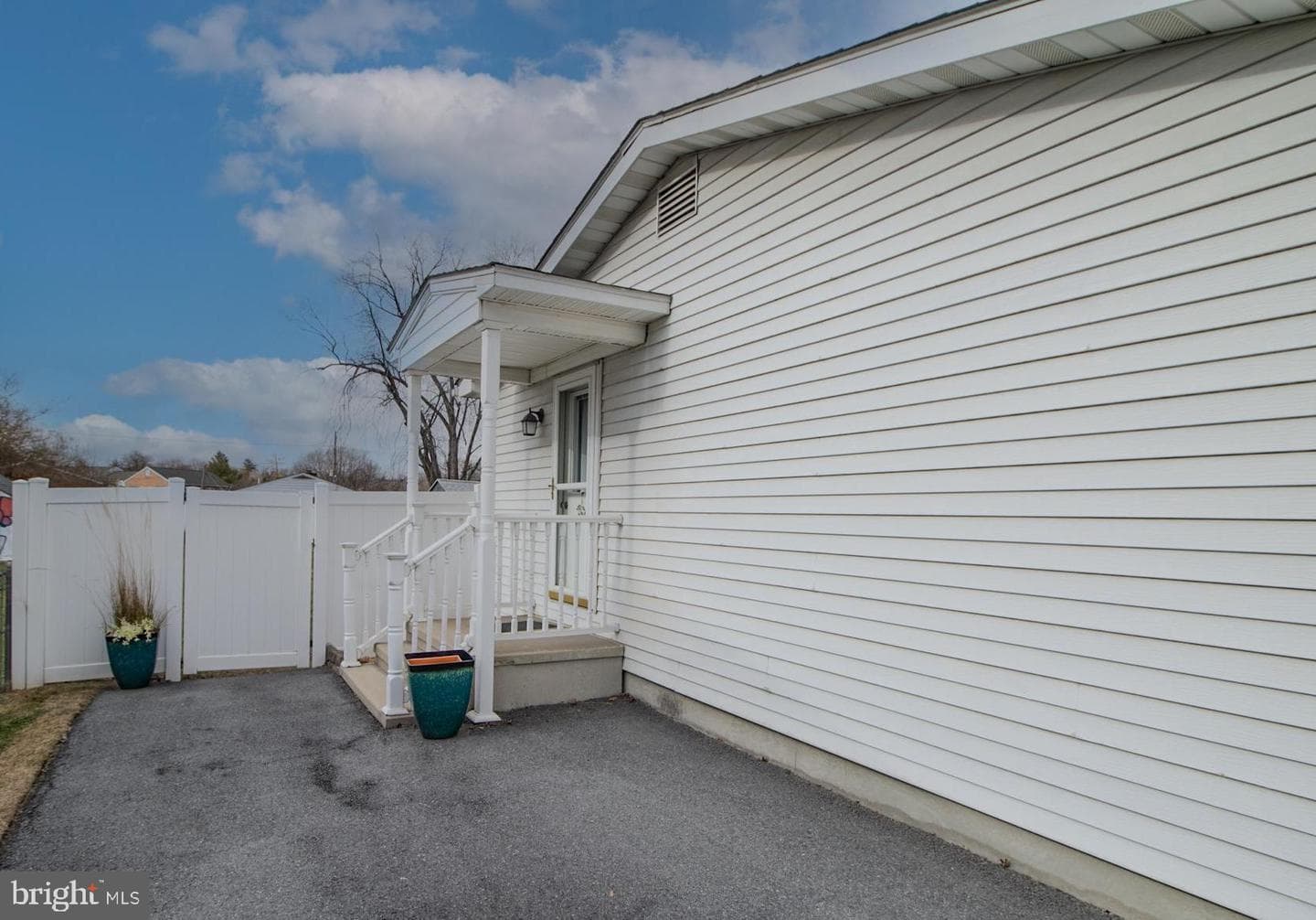 1305 W Virginia Avenue photo 5