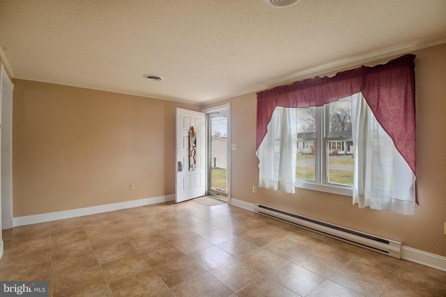 1305 W Virginia Avenue photo 6