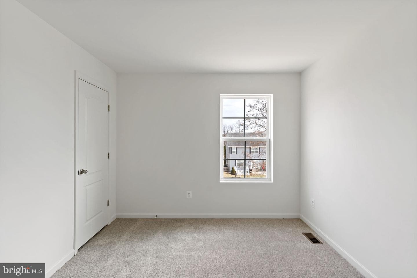 Tbb Fontana Circle #crafton Ii photo 25