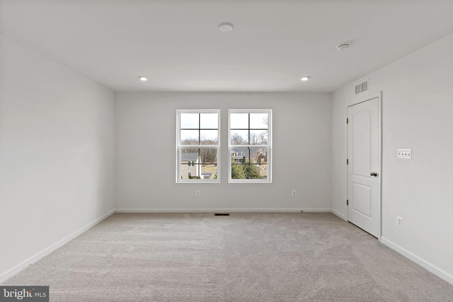 Tbb Fontana Circle #crafton Ii photo 27