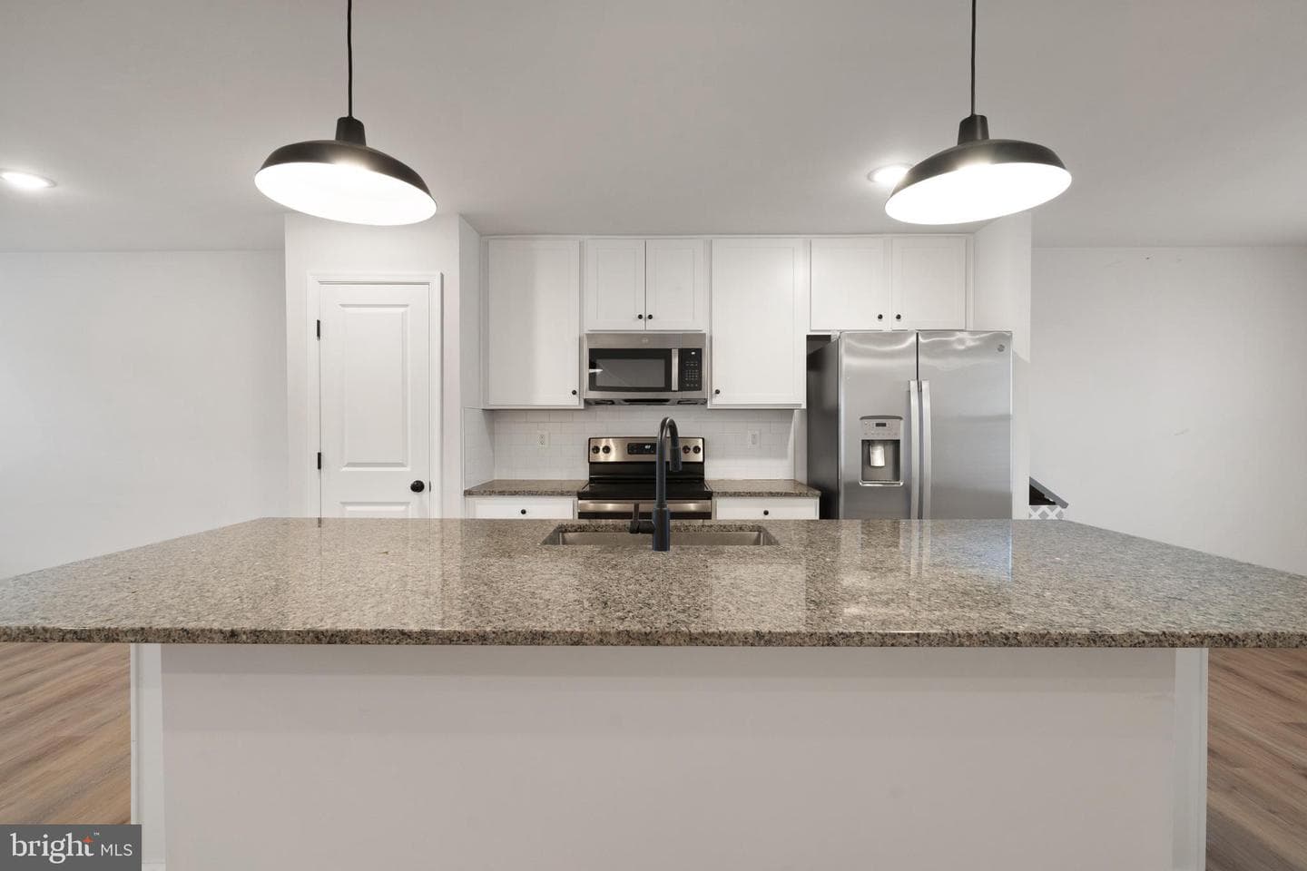 51 Thrower Road photo 15
