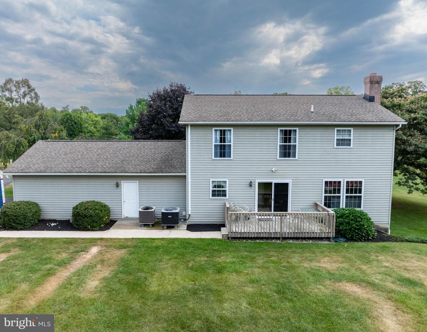 525 Appian Way photo 16