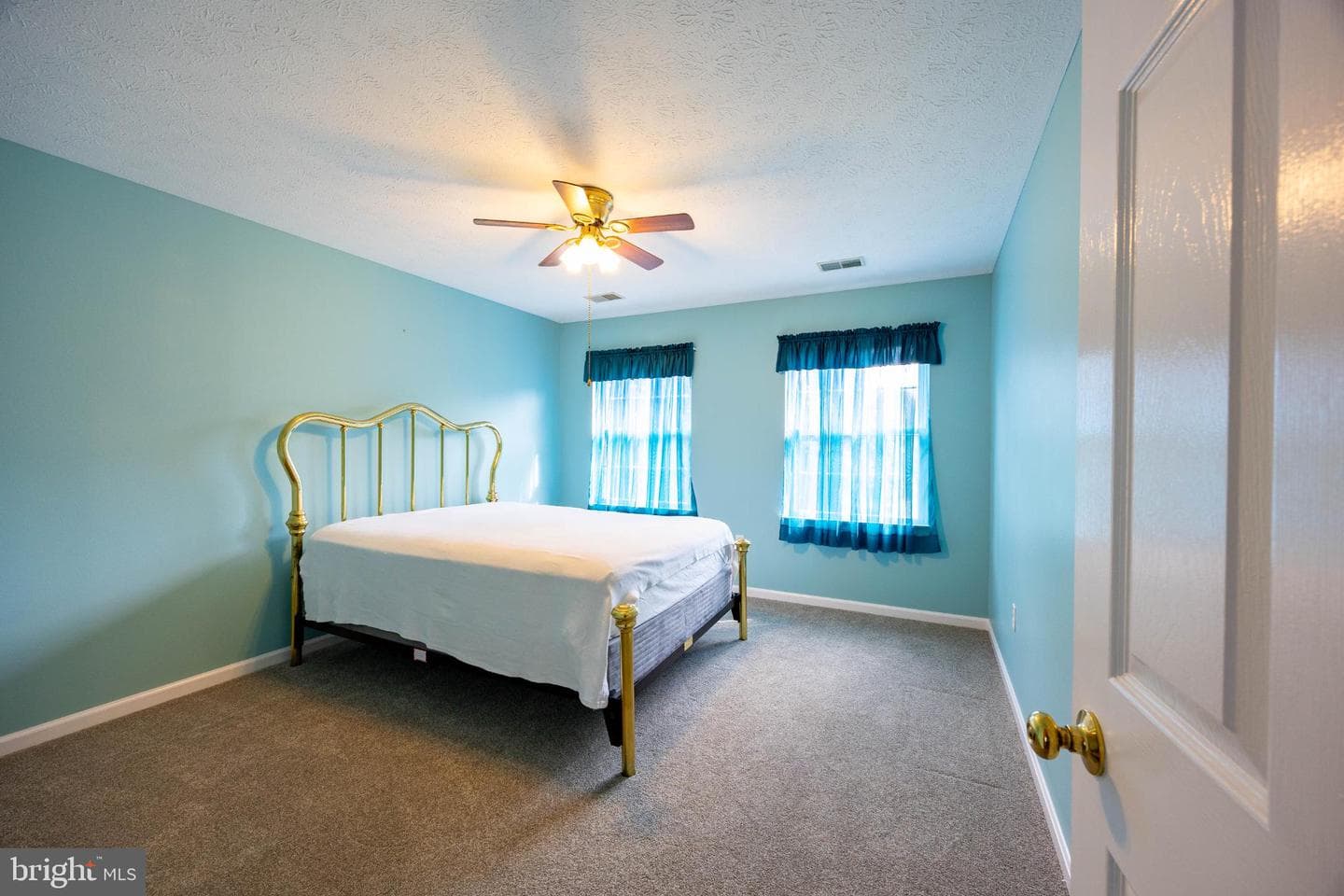 525 Appian Way photo 62
