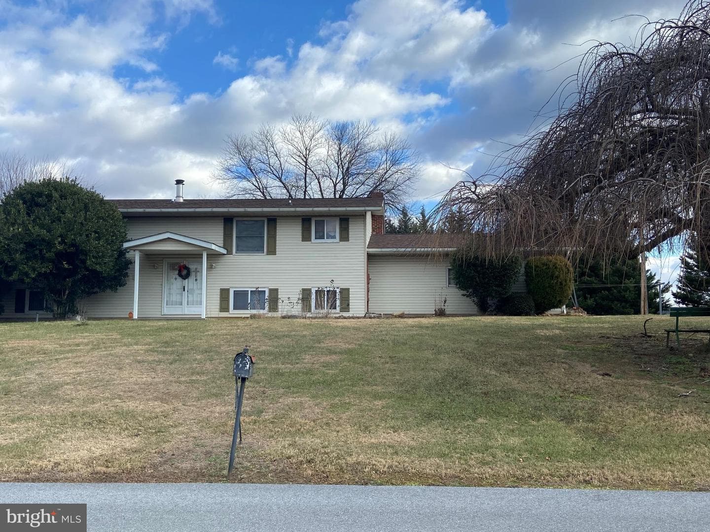 18 Beacon Drive photo 3
