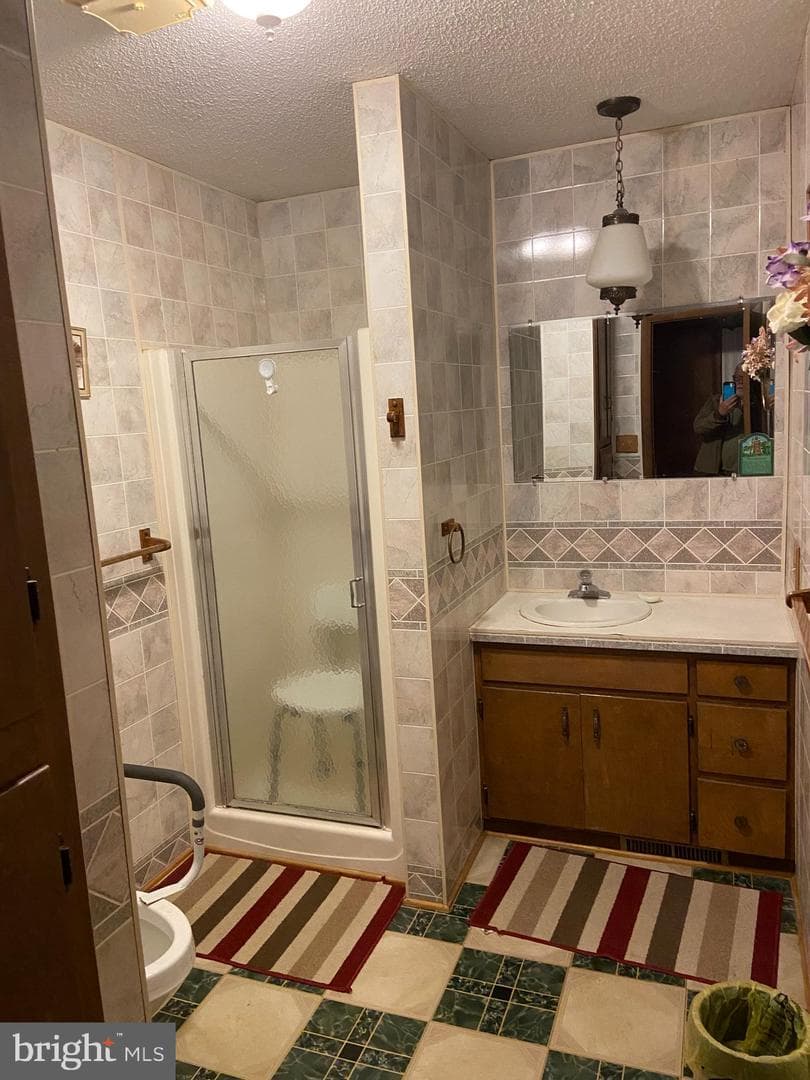 18 Beacon Drive photo 33