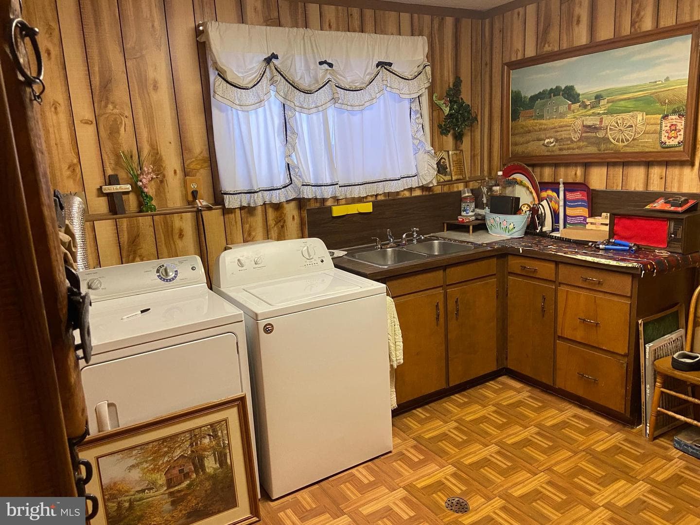 18 Beacon Drive photo 49