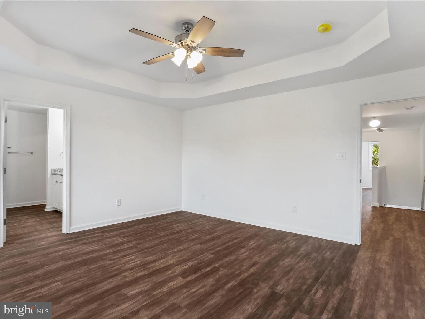 615 N Western Avenue photo 15