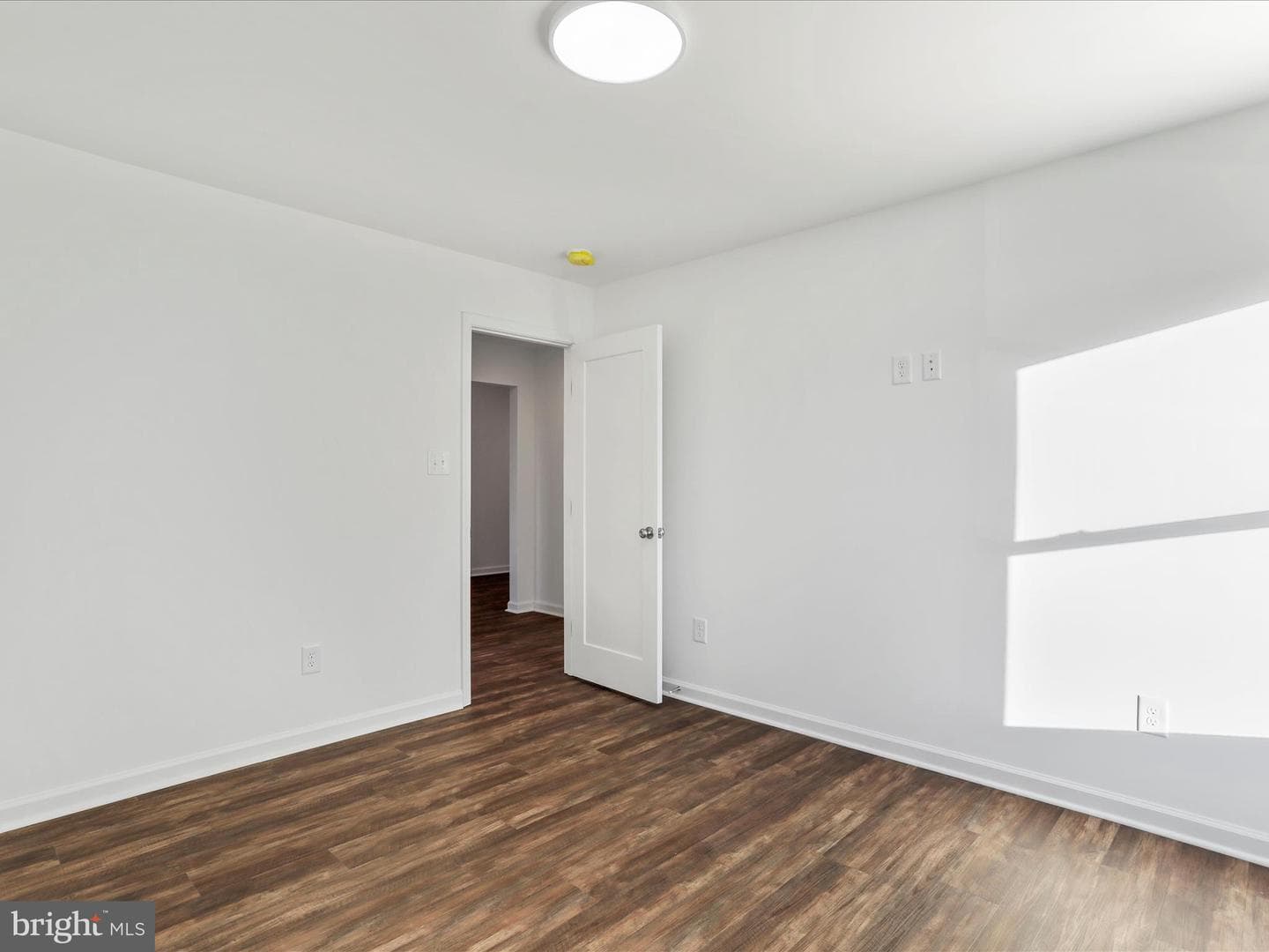 615 N Western Avenue photo 26