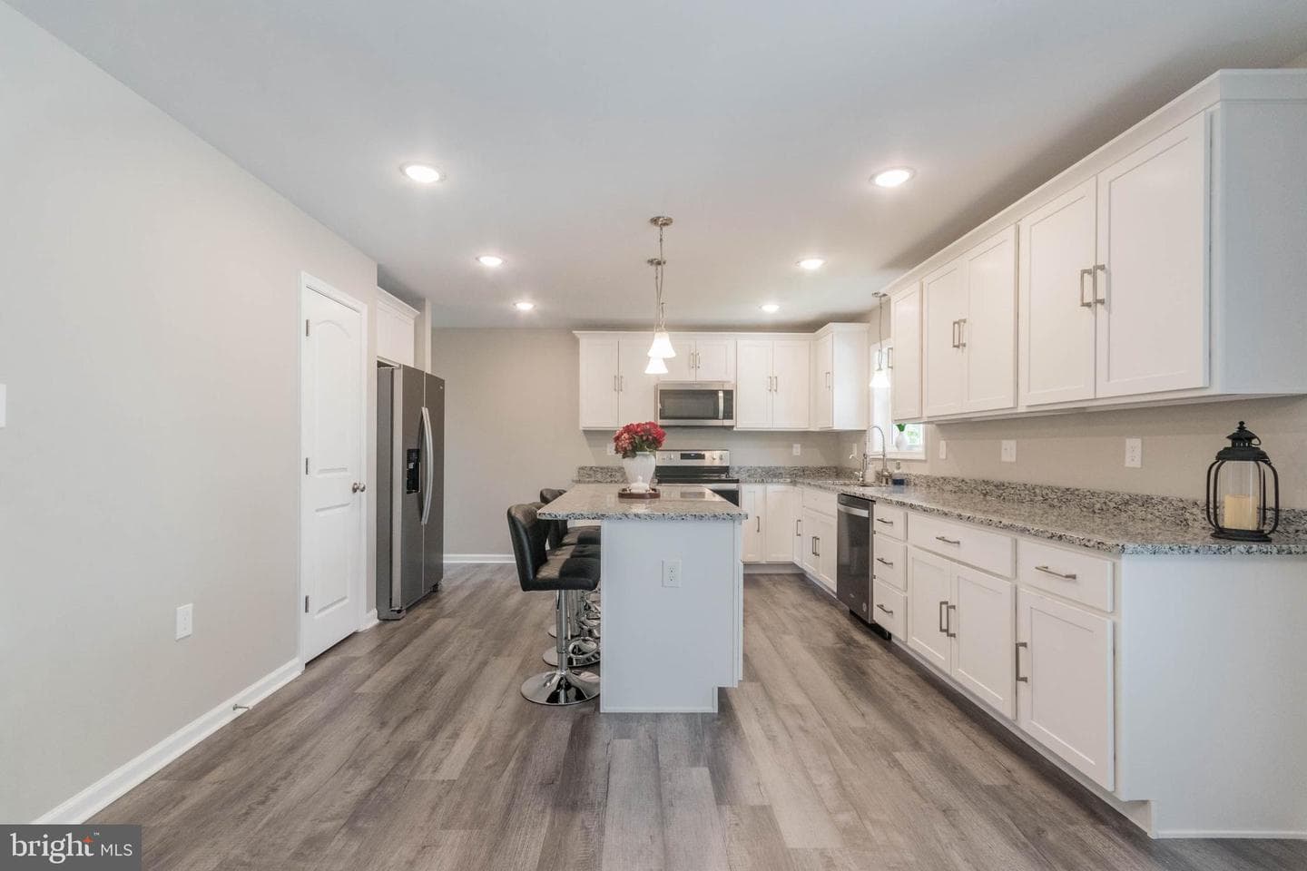 342 Europa Way photo 16