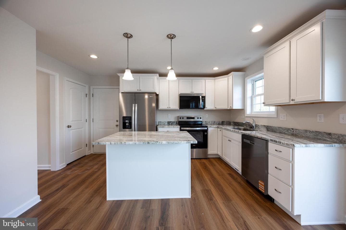 112 Cabriolet Court photo 7