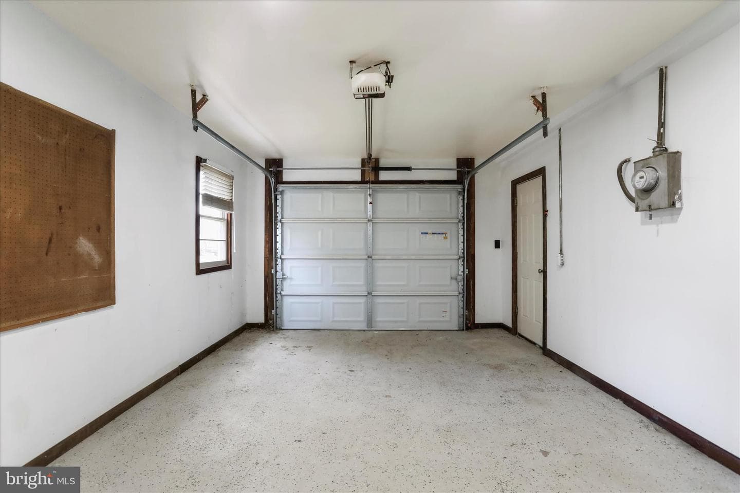 186 Talbott Avenue photo 25