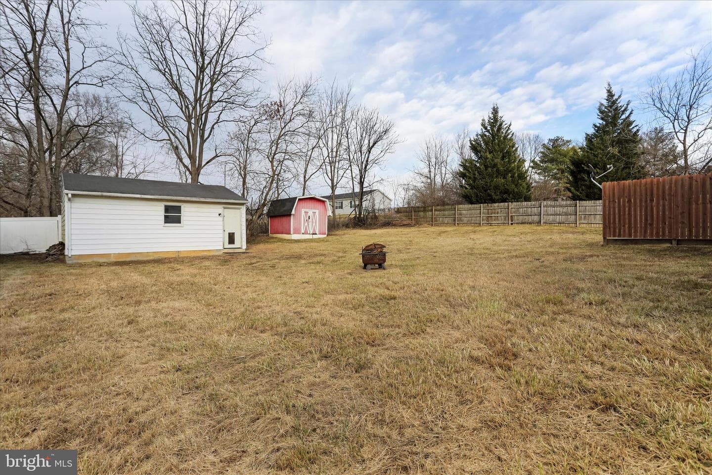 186 Talbott Avenue photo 32