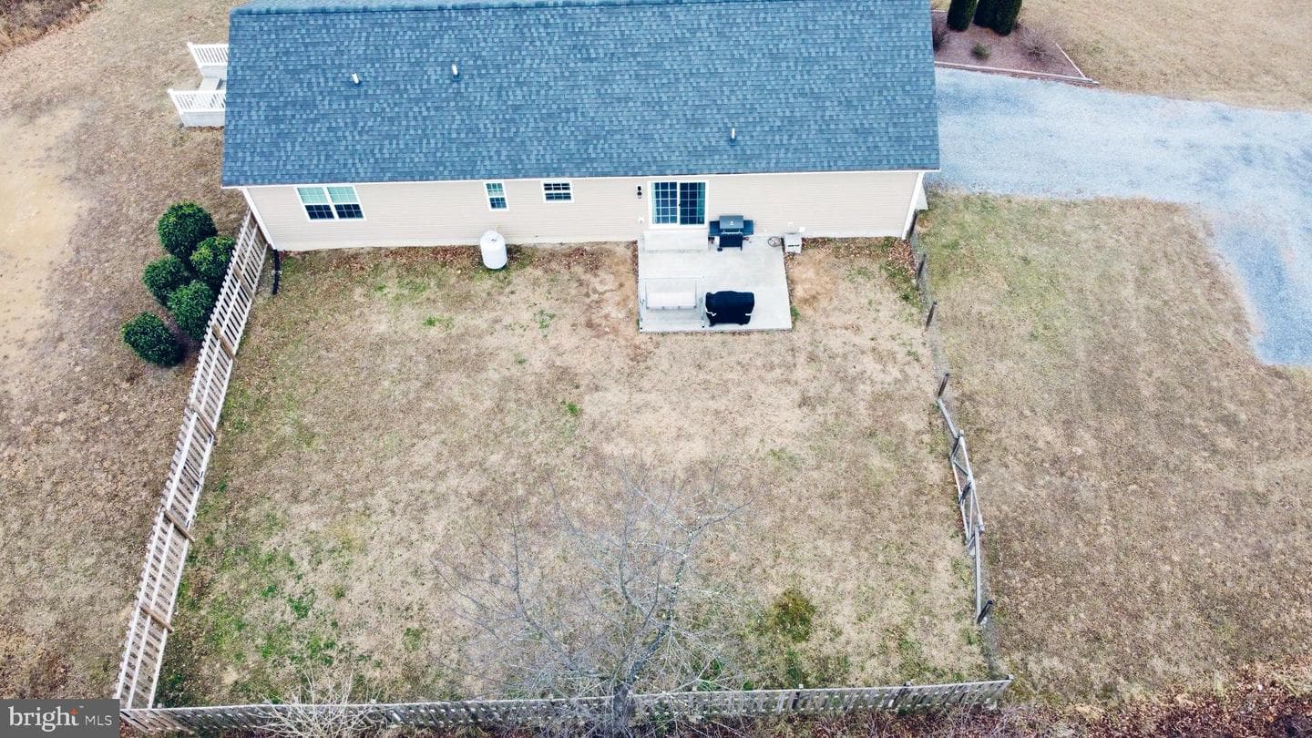 886 Pale Magnolia Drive photo 5