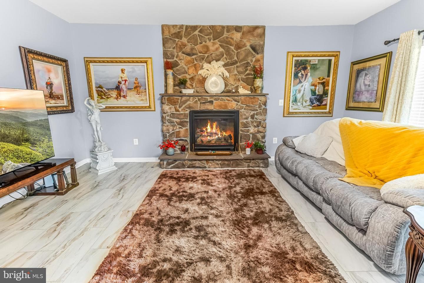 317 Fontana Circle photo 13
