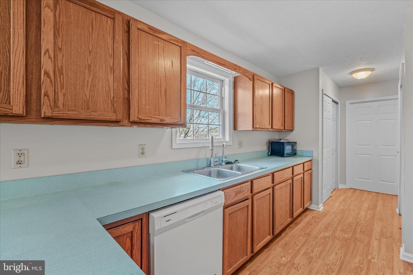 120 Nottingham Boulevard photo 13