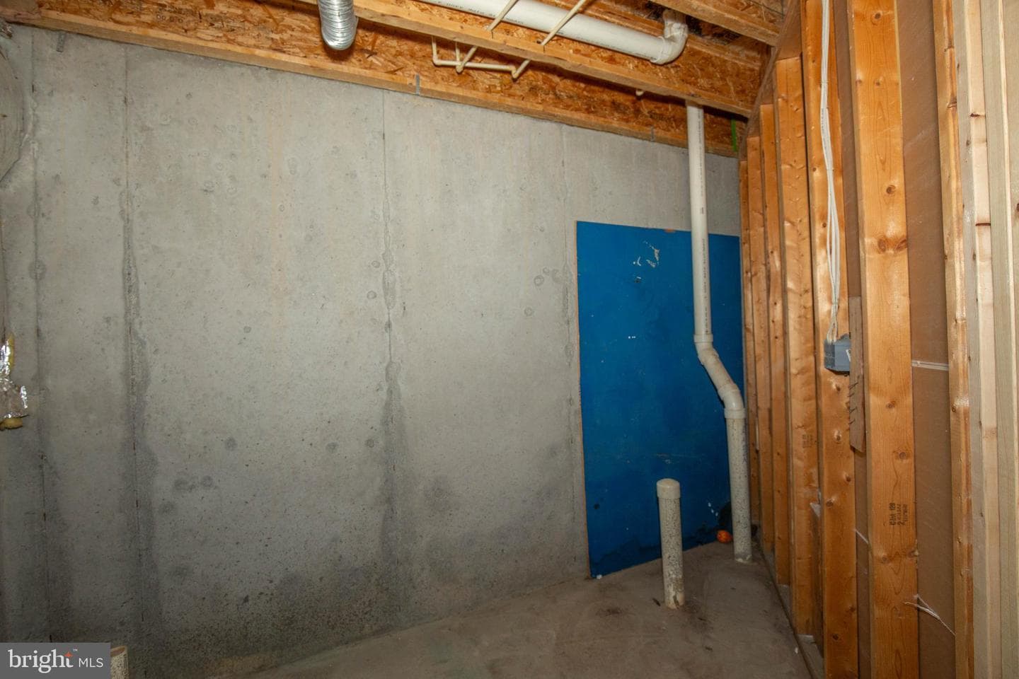 858 Marquette Drive photo 37