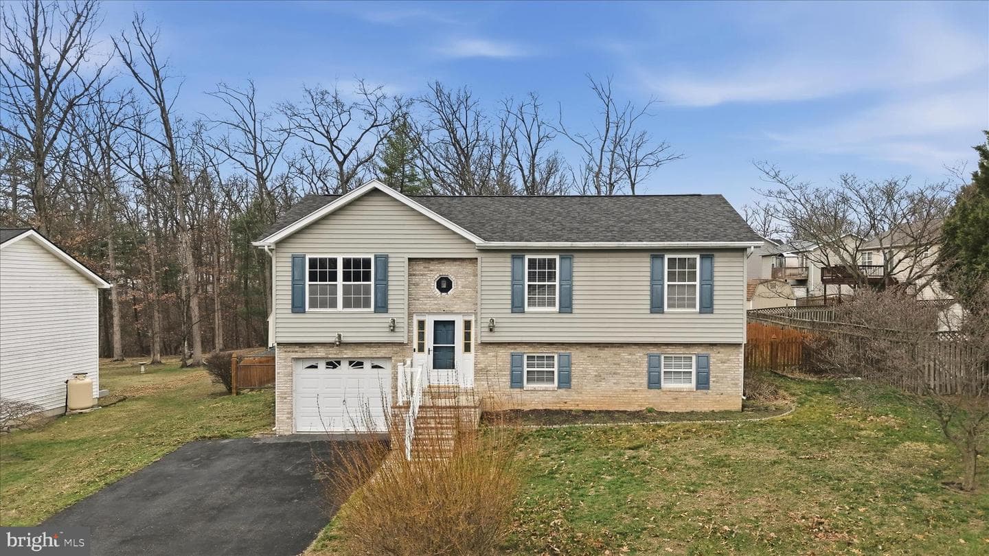 206 Scarlet Oak Drive