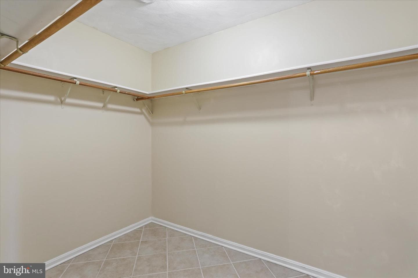 155 Shireoaks Drive photo 41