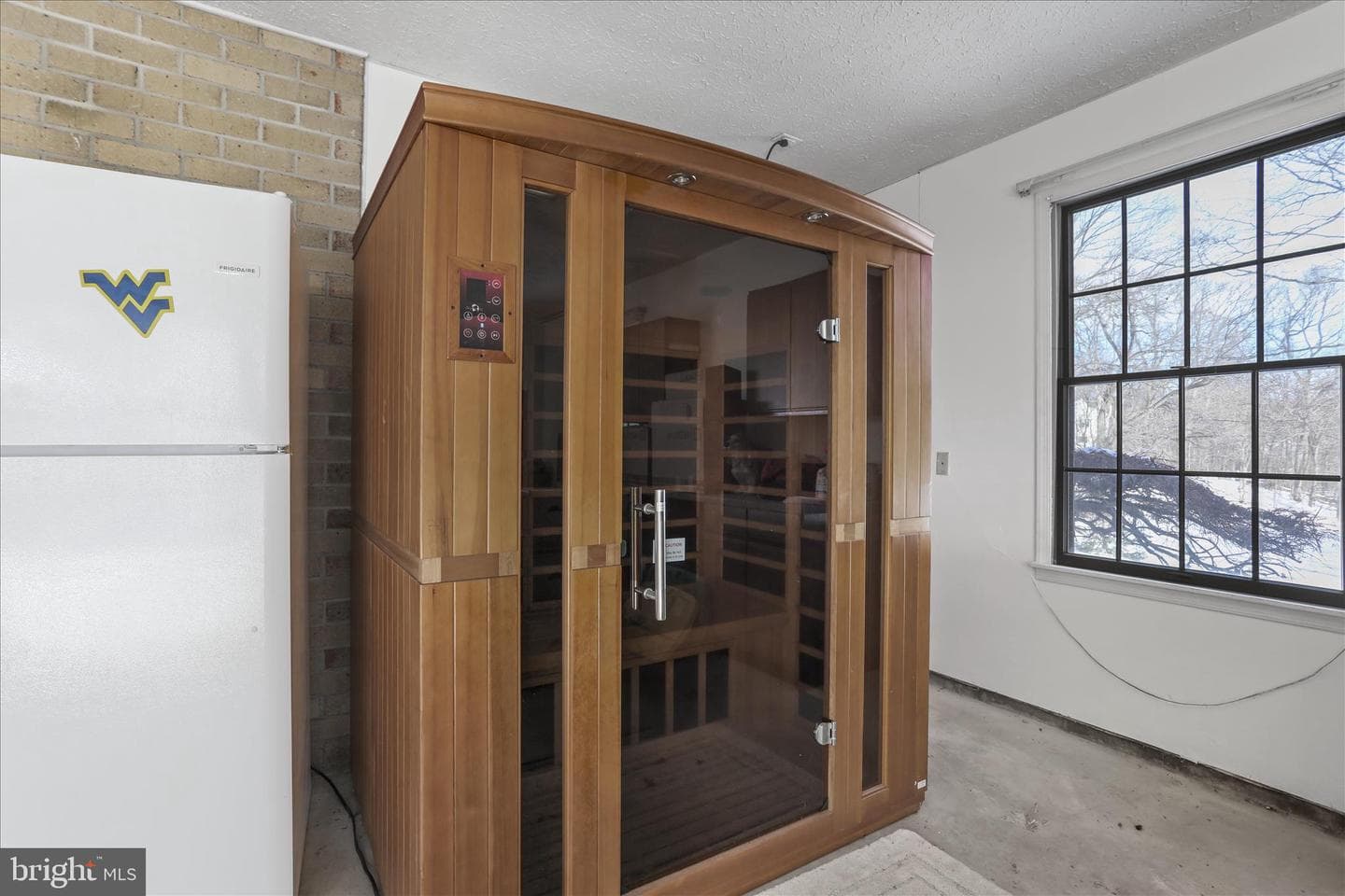155 Shireoaks Drive photo 42
