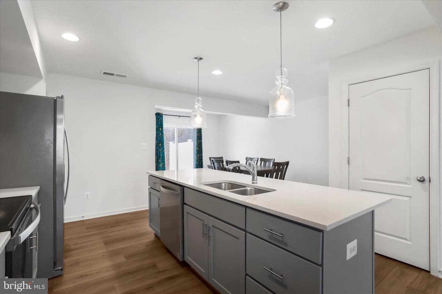 36 Gentle Breeze Drive photo 12