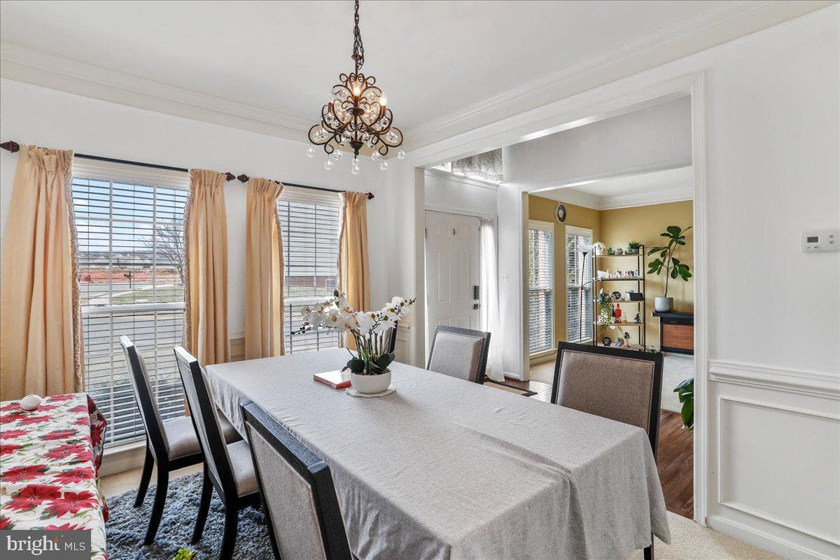 301 Fontana Circle photo 13