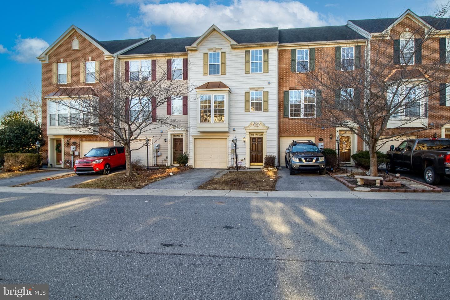 98 Lullwater Way photo 2
